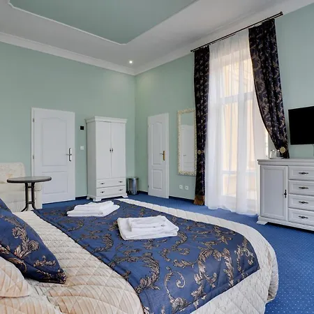 Aphrodite Hotel 4*