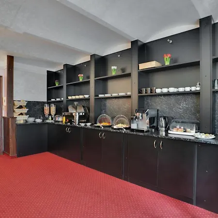 Hotel Aphrodite 4*